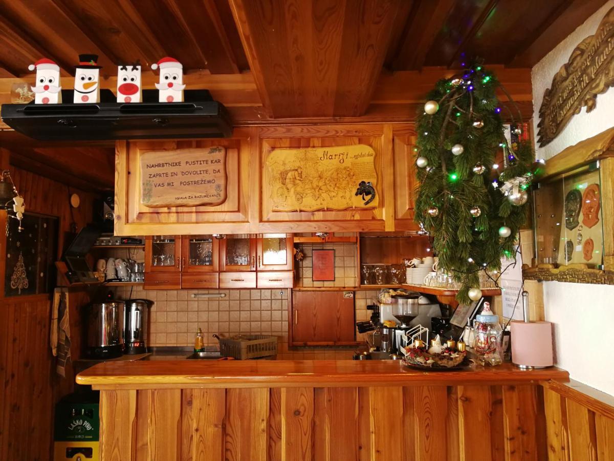 Hotel Ekoturizem Vizencar Cerklje na Gorenjskem Esterno foto