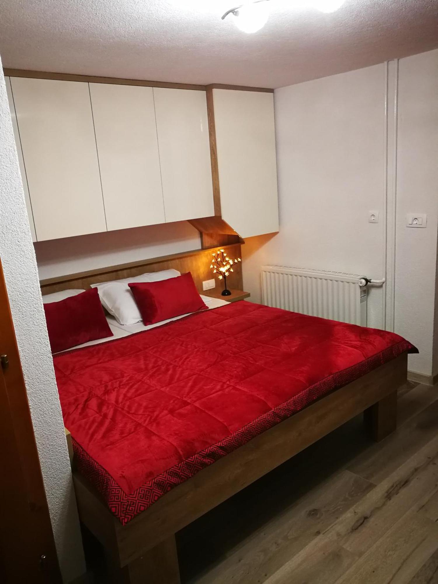 Hotel Ekoturizem Vizencar Cerklje na Gorenjskem Esterno foto