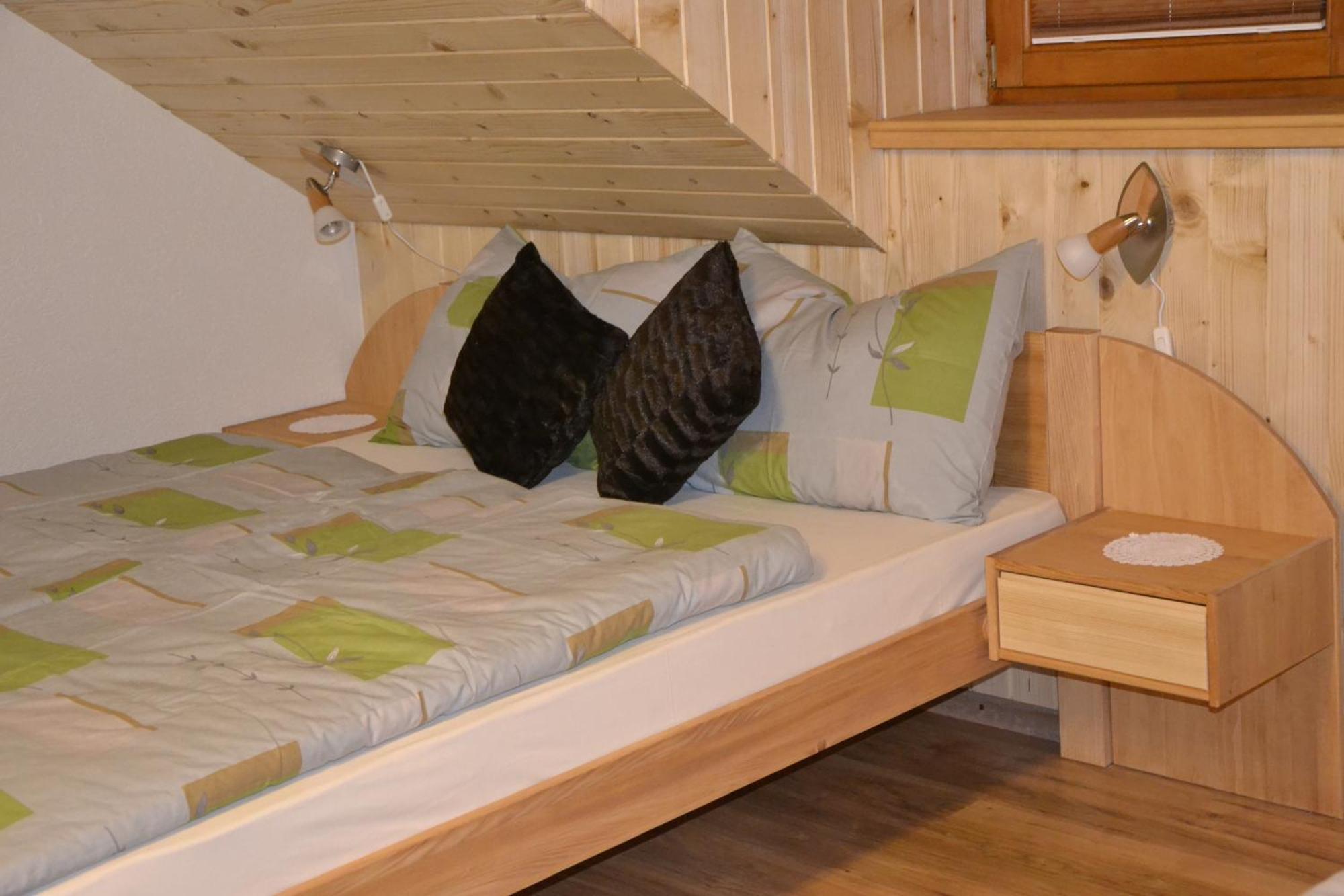 Hotel Ekoturizem Vizencar Cerklje na Gorenjskem Esterno foto