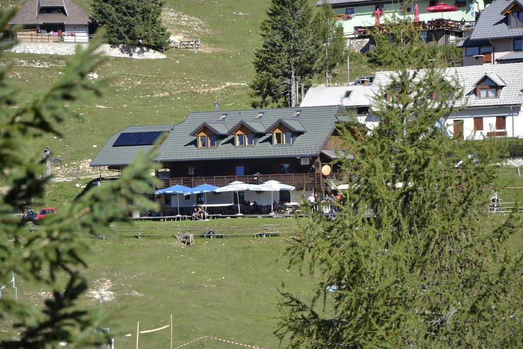 Hotel Ekoturizem Vizencar Cerklje na Gorenjskem Esterno foto